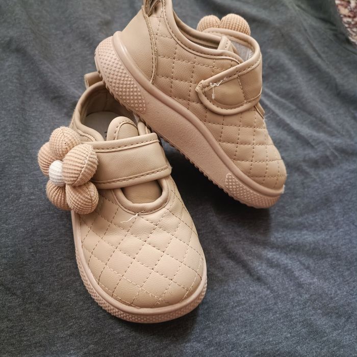 Nudistlar sohilida yashirin kameradan olingan jinsiy aloqa tasvirlari