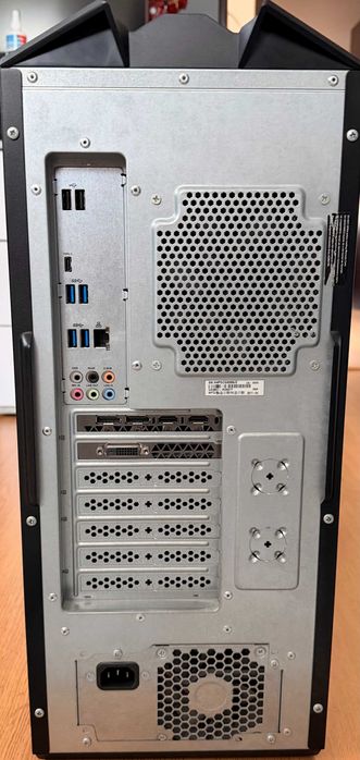Desktop Asus ROG GD30CI