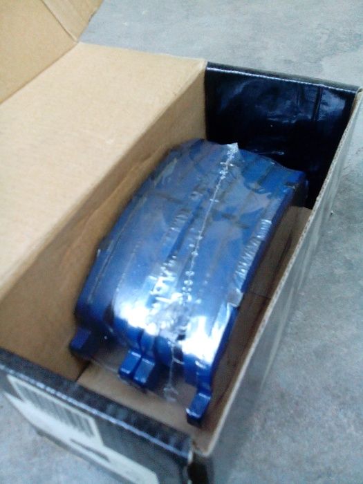 Новый Передный Тормозных Колодок .Жипа Митцубици