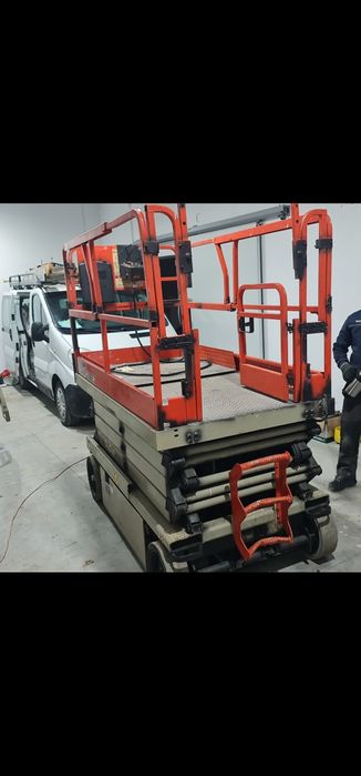 Închiriere nacelă PRB, lucru la înălțime, alpinism utilitar