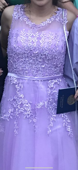 Продам платье вечернее на выпускной