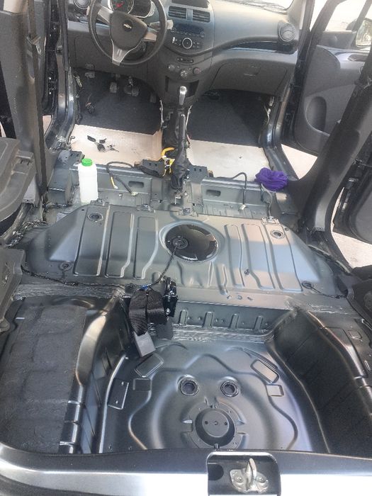 Химчистка  салона  авто  полировка   авто   кузов  Аксия  600000 сум