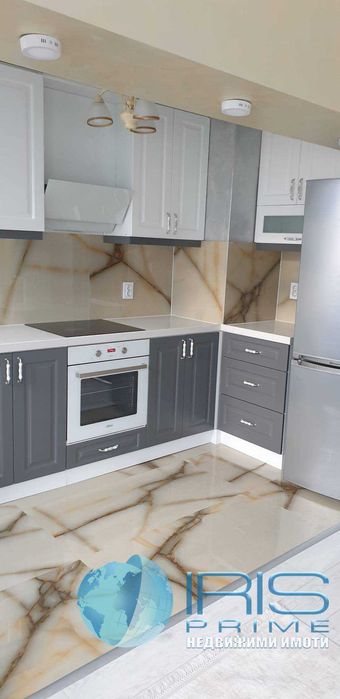 Продава се Тристаен апартамент в Шумен, Добруджански - 87 кв.м за 1437 €/кв.м - Снимка #1