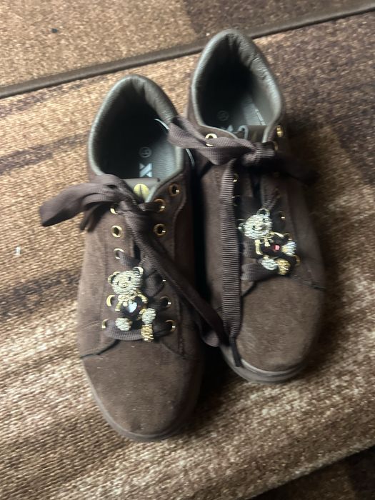 Дамски велурени кецове