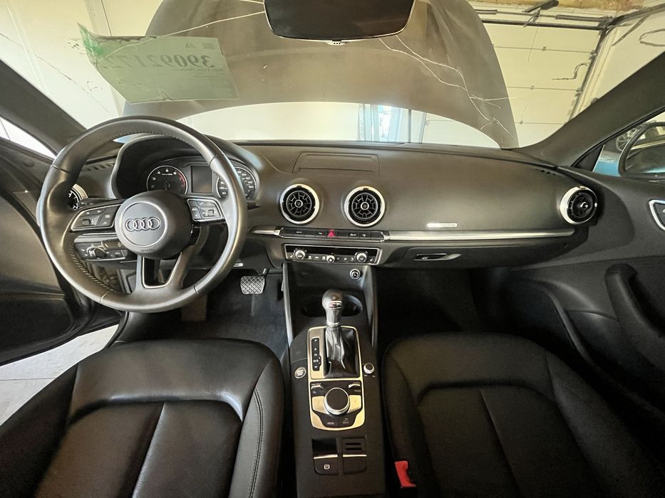 Audi A3 8V s-line quattro sedan