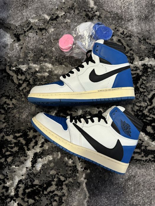 Jordan 1 Travis Scott Fragment