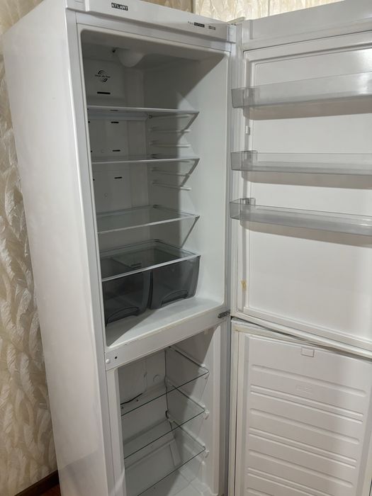 Продам холодильник