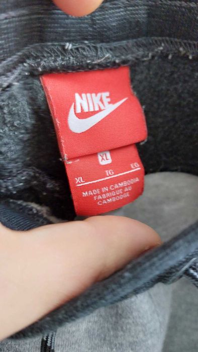 Nike Air долнище много запазено XL