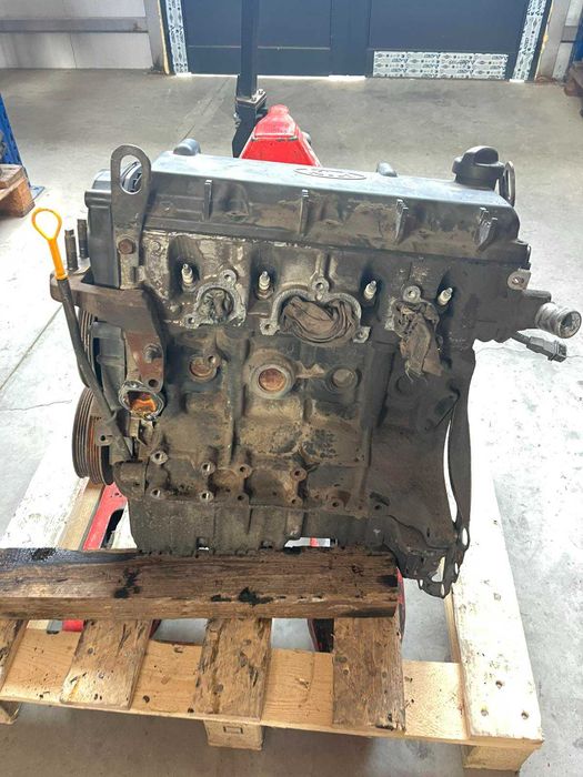 Двигател KIA RIO 1.3 I 04г.-КОД:A3E