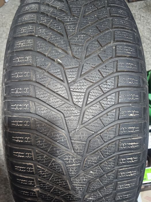 Джанти за LAND ROVER със зимни гуми YOKOHAMA 255/50/R20