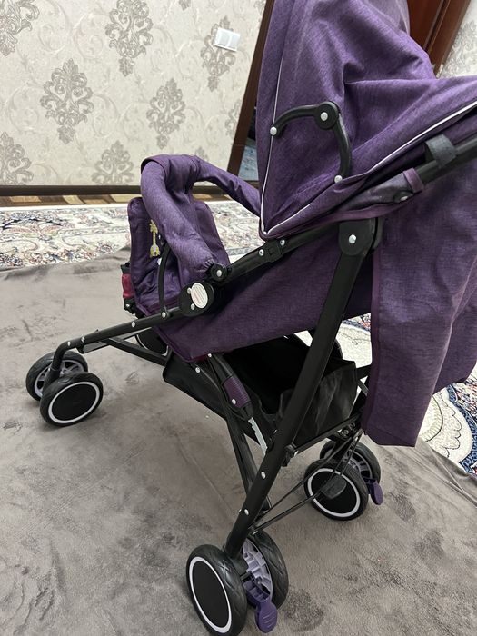 Пайдаланылган коляска и детский стол екеуин косыб 300000 сум