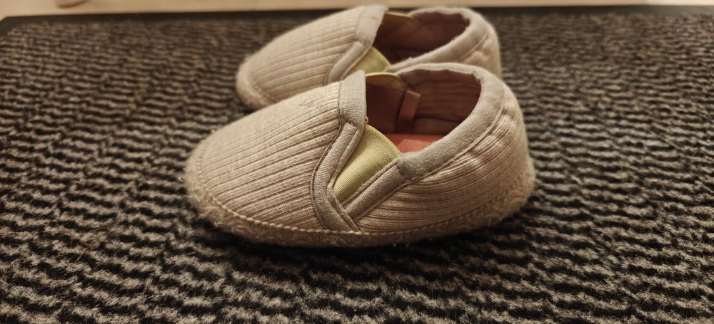Papuci de casa mărime 20/21 Zara Home