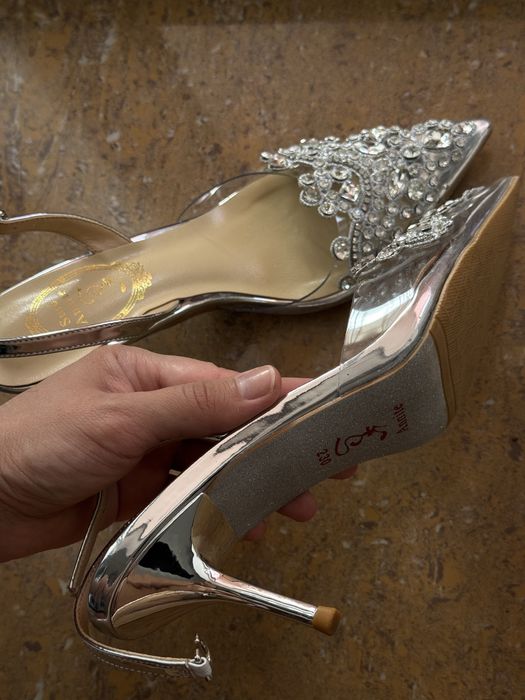 Продам туфли в отличном состоянии