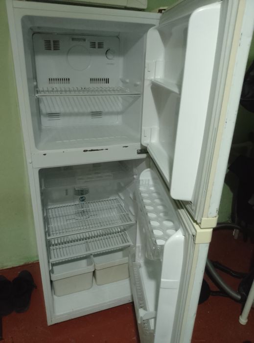 Холодильник Samsung