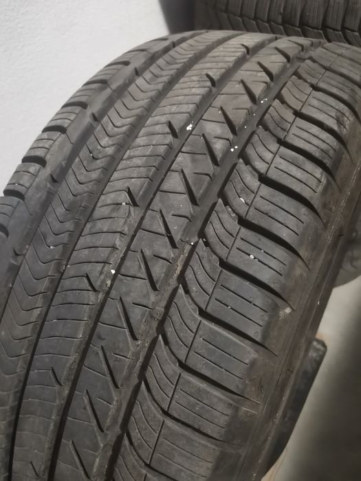 Всесезонни Гуми 285/45/20