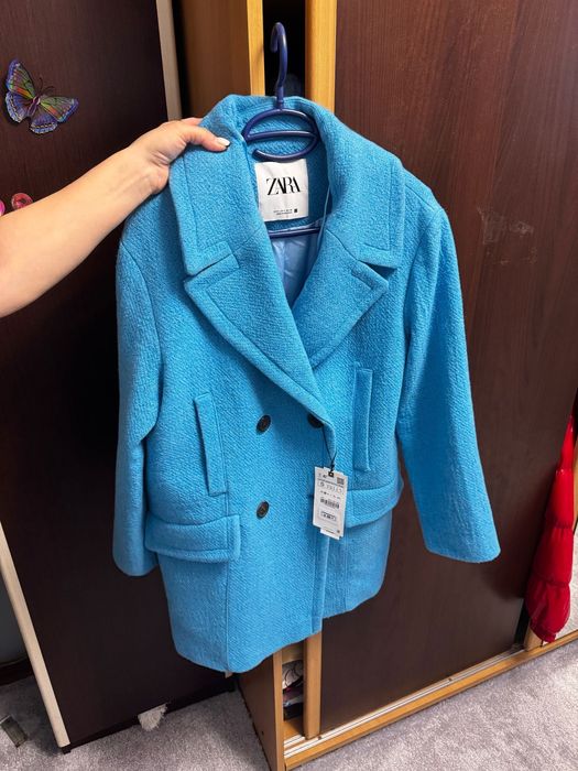 Haină nouă cu etichetă de la zara