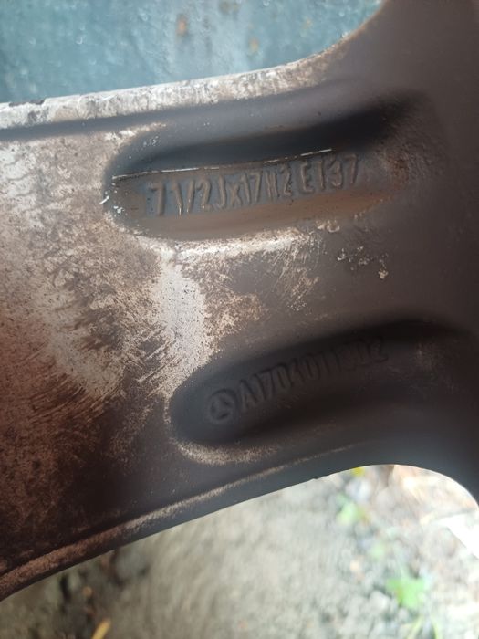 AMG 17 предни 7.5J задни 8.5J