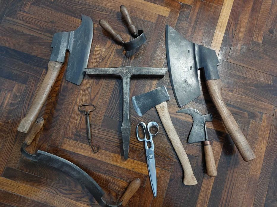 Scule si obiecte vechi decor interior Piese deosebite! Nicovala!