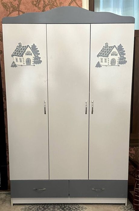 Болалар мебели. Шкаф ва кроват.