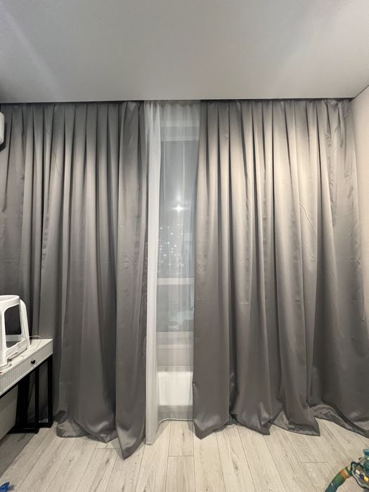 Продам новые шторы Blackout