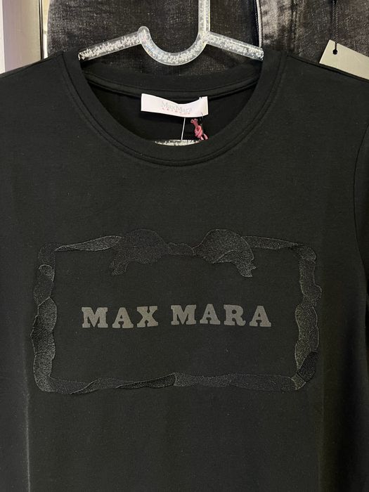 Дамски тениски”Max Mara”