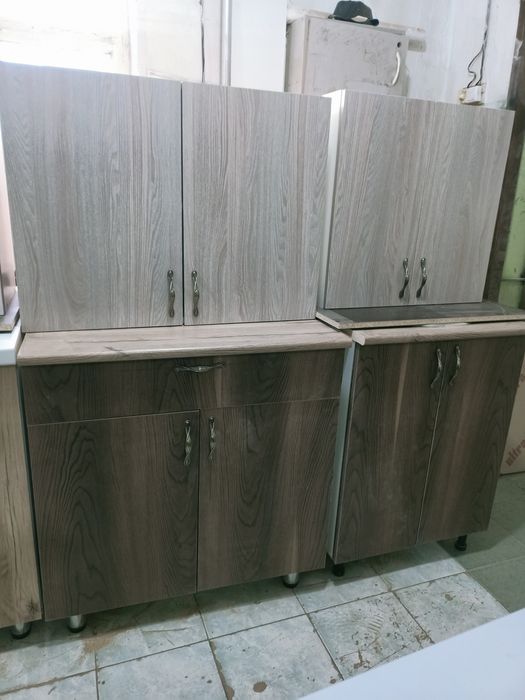 Срочно продам Кухонный гарнитур