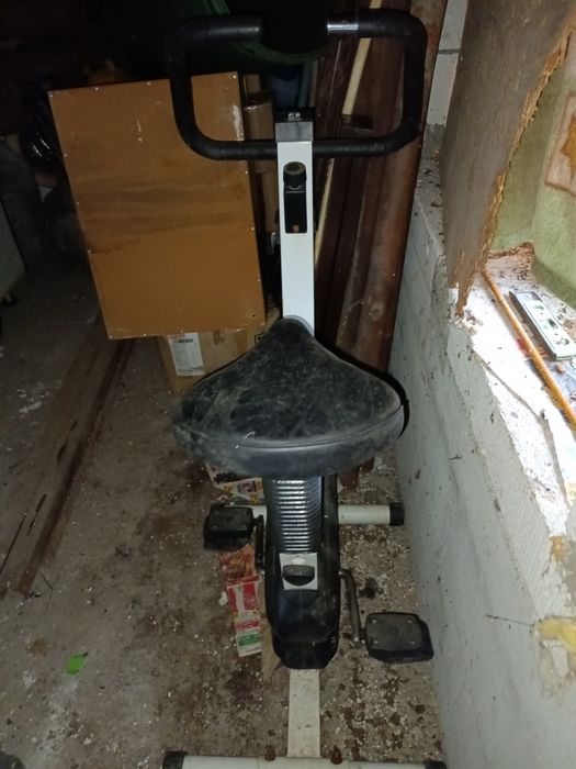 Bicicleta fitness cu display LCD