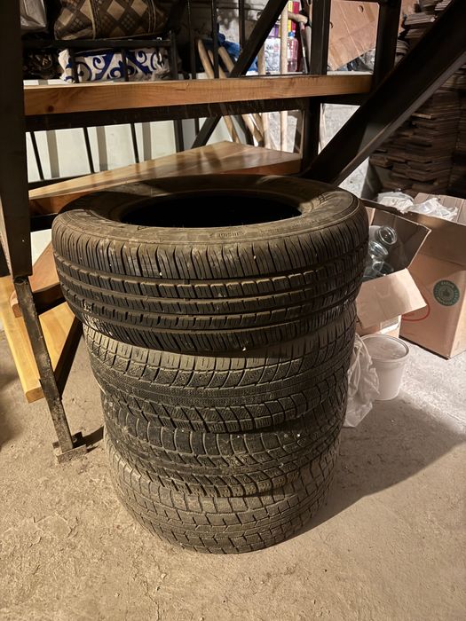 Шины для машины 4шт