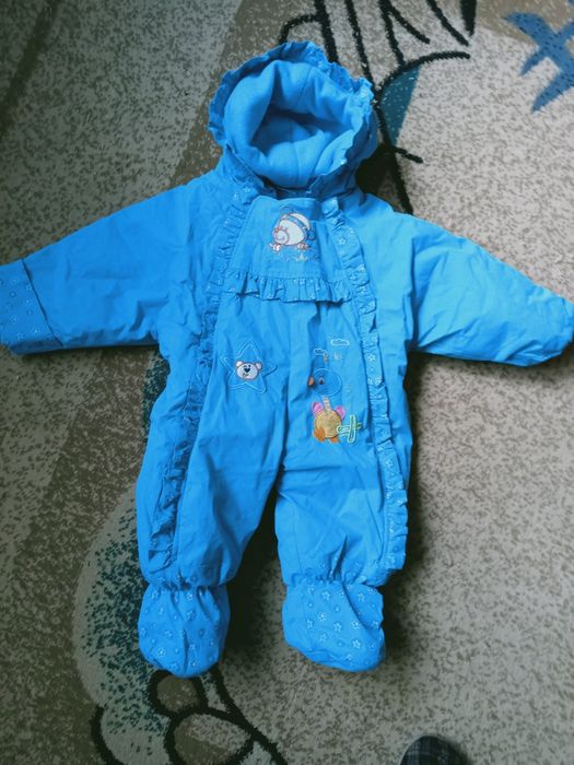 Продам детский комбинезон