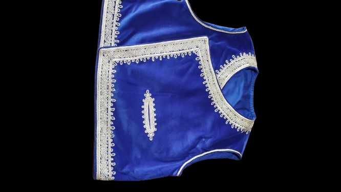 Мъжки традиционен костюм (носия) мода Амалия