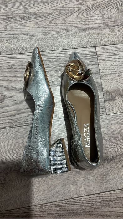 Туфли новые 35 рр кожа