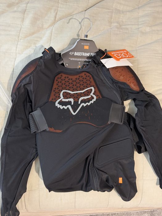 Armura fox baseframe pro noua