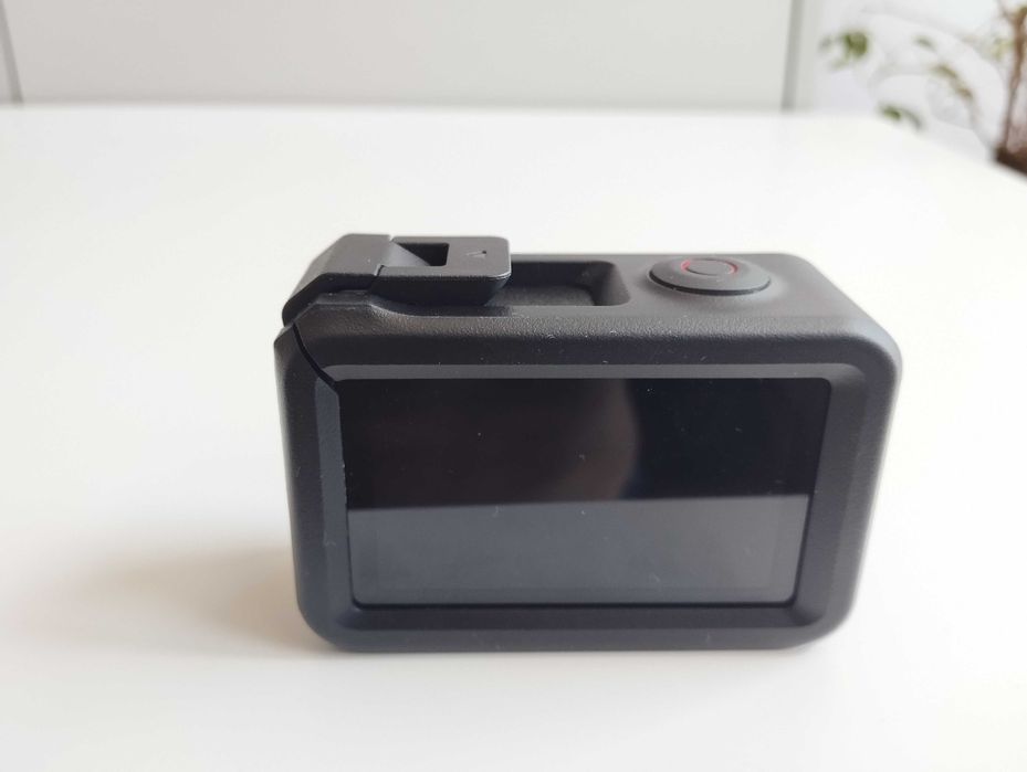 Eкшън камера DJI Osmo Action 5 Pro Adventure Combo