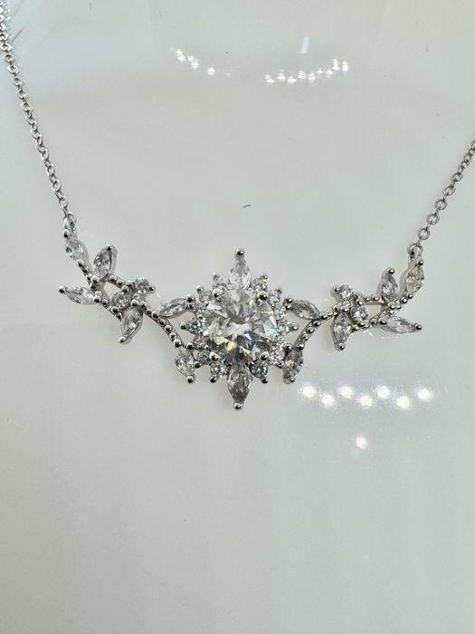 Сребърни колие с мойсанит (Диамант) 1 карат