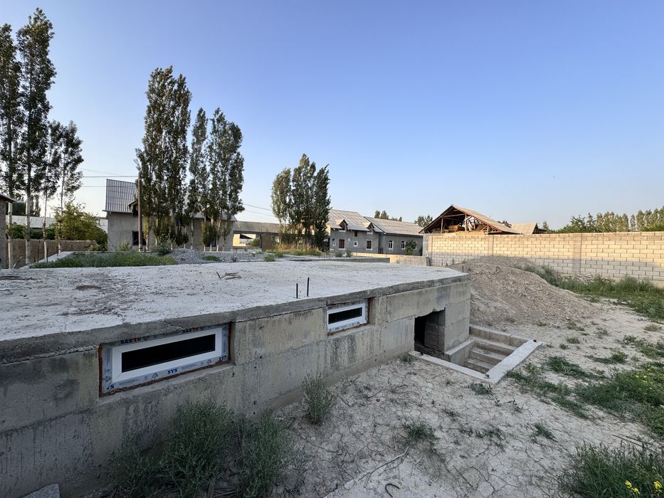 Ер участка сотилади