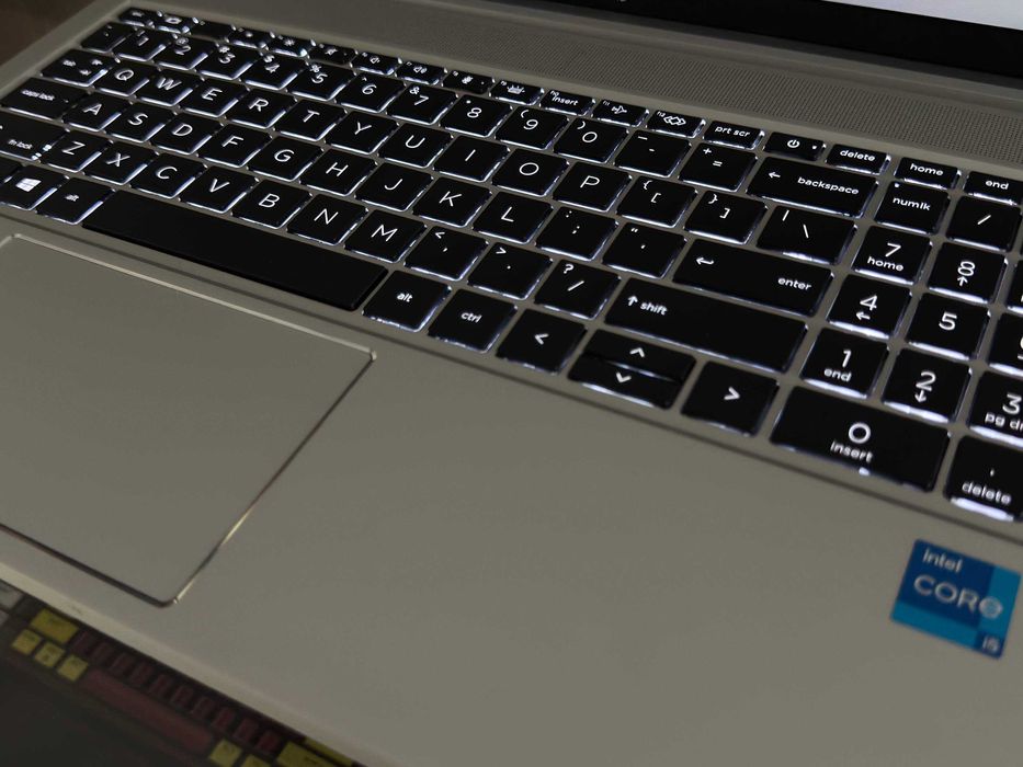 HP ProBook 450 G8 Core i5-1135G7 ram 16 ssd 256