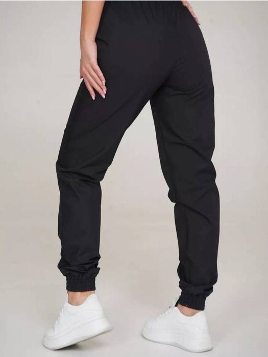 Продам медицинские штаны