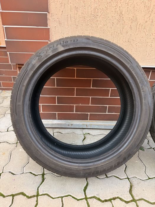 Летни гуми 245/40/19