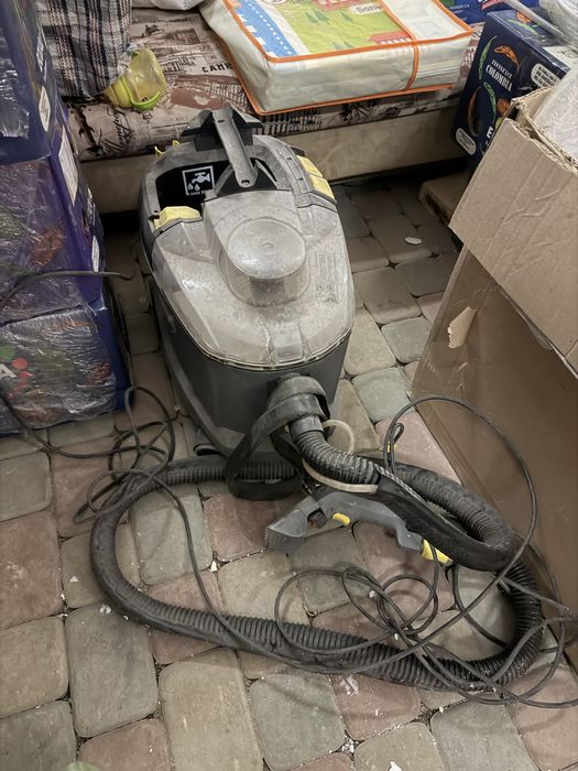 Немецкий пылесос Karcher Керхер профессиональный моющий