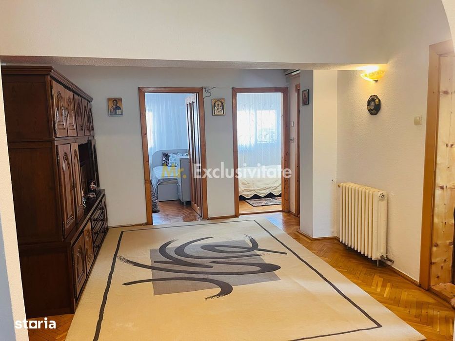 Apartament ultracentral, 3 camere, cu priveliste impresionanta, langa — fotografia 1