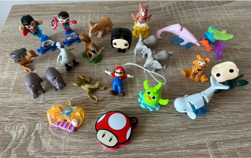 Kinder Surprise играчки