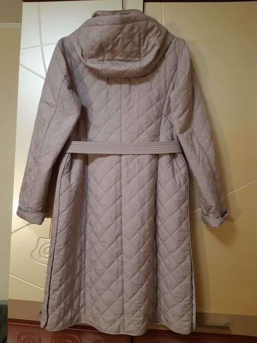 Продам  демисезонный плащ,  р-р 48-50