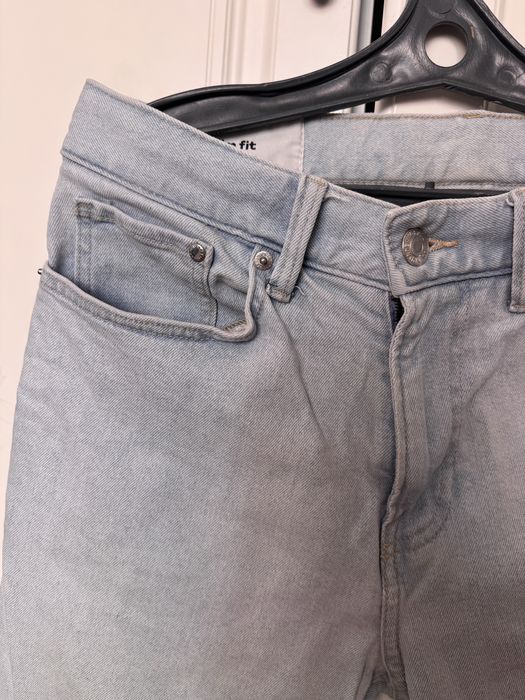 Продам светлые джинсы размер М