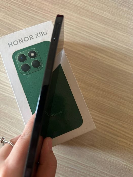 Honor x8b  8/128