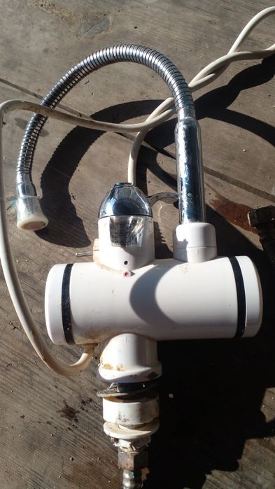 Продам кран водонагреватель