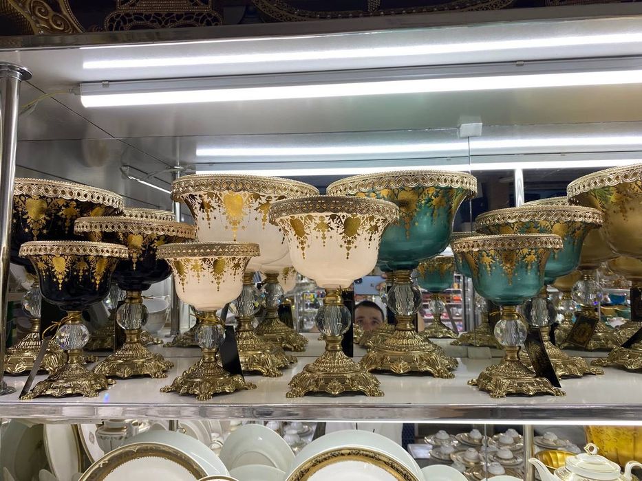 Продаются новые фруктовницы и декоративные вазы Royal Home (Китай).