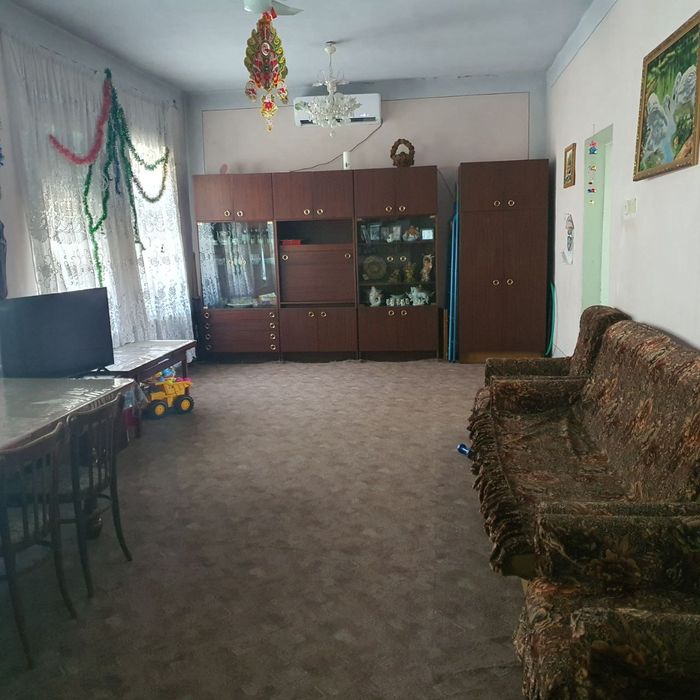 Свой дом,5 соток срочно.