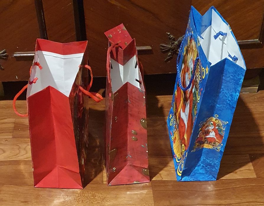 Pungi cadouri cu LaMultiAni