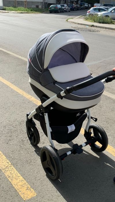 Бебешка количка Buba