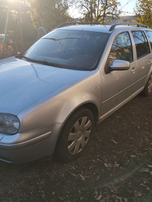 Golf 4   tdi 19 de vânzare în stare bună prețul ușor negociabil  ofera